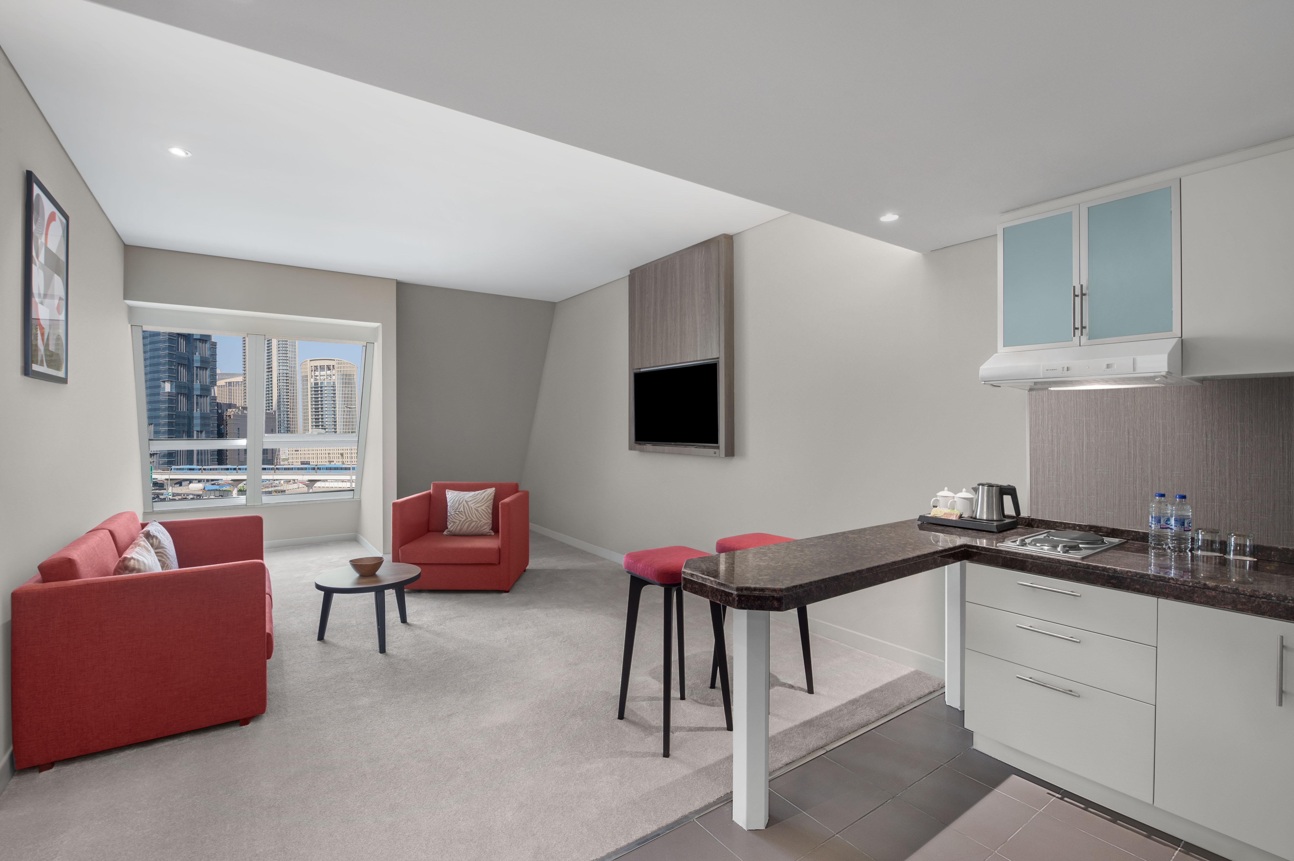 Leva Hotel Mazaya Centre دبي المظهر الخارجي الصورة