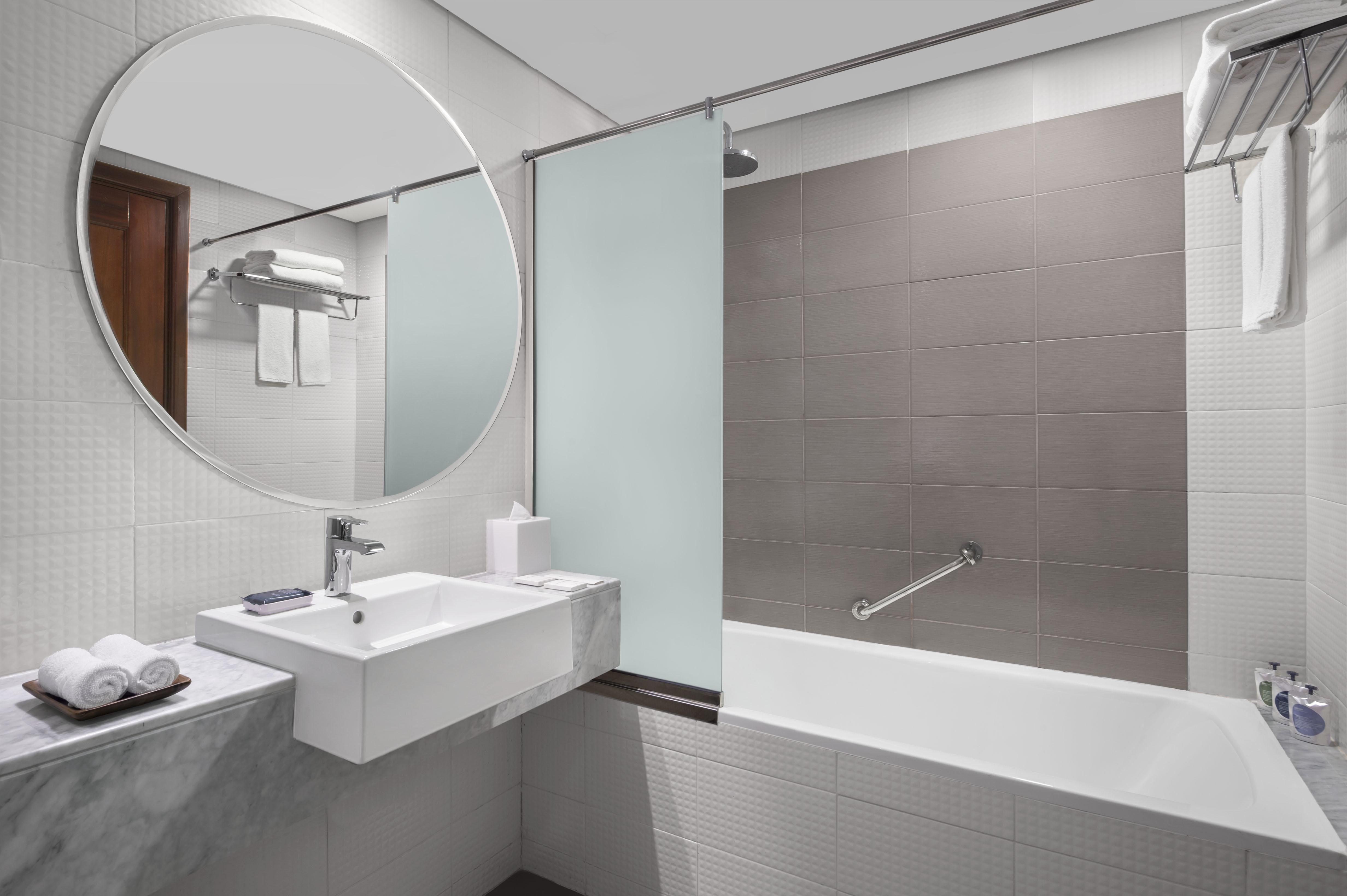 Leva Hotel Mazaya Centre دبي المظهر الخارجي الصورة