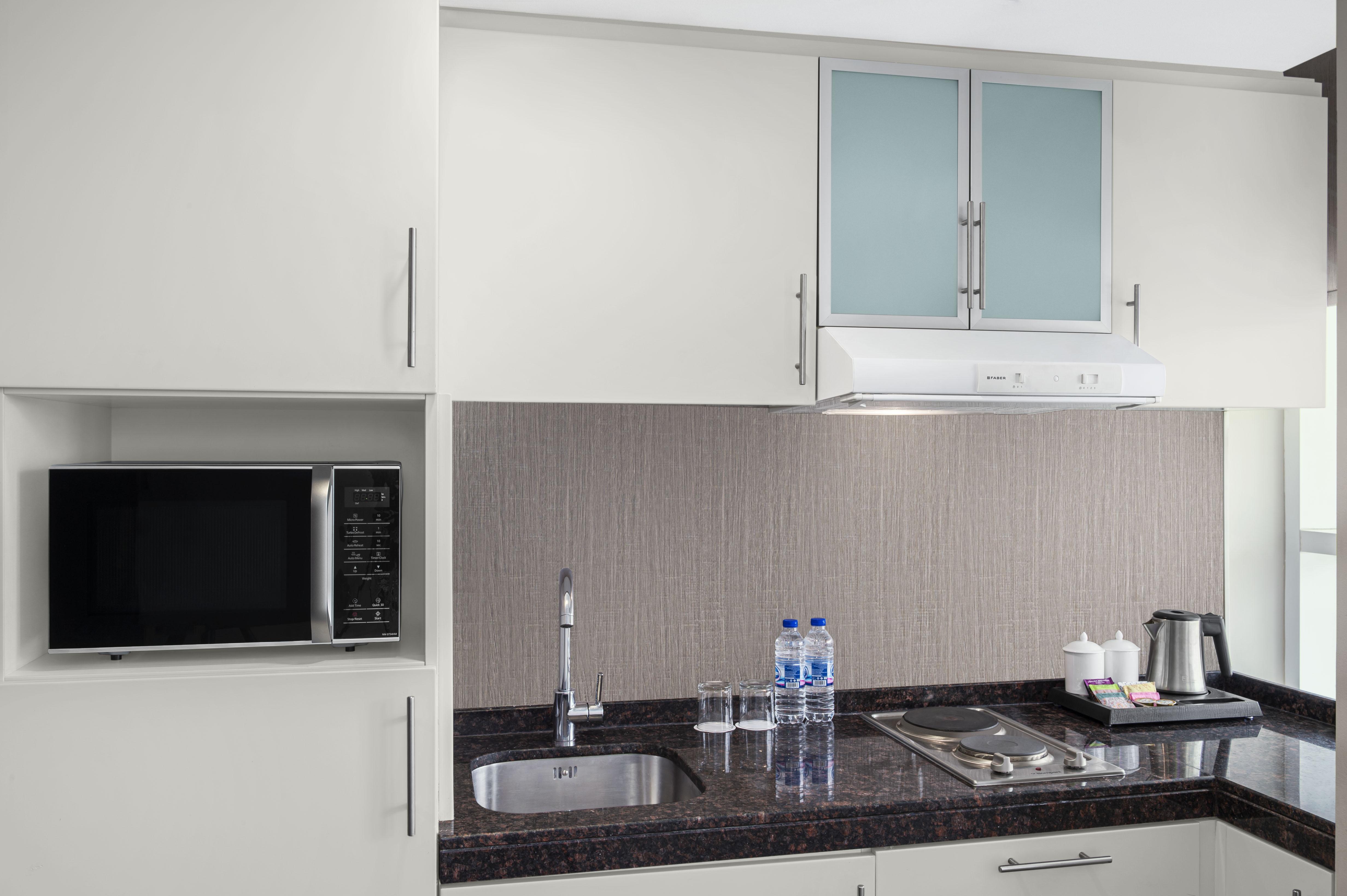 Leva Hotel Mazaya Centre دبي المظهر الخارجي الصورة